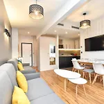 Authentic - 2br 8p - Palais Garnier